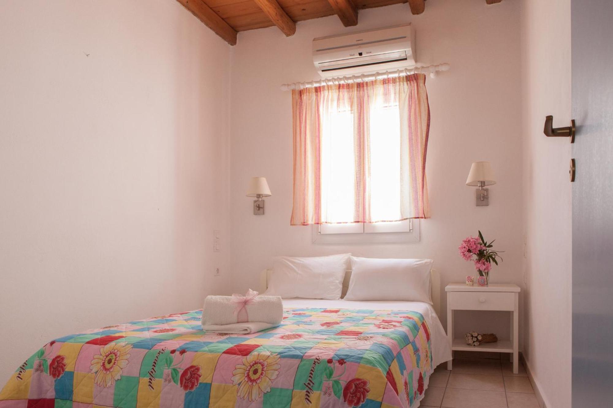 Ergina Summer Resort Antiparos Room photo