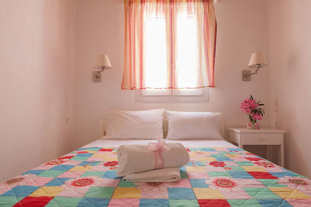 Ergina Summer Resort Antiparos Exterior photo